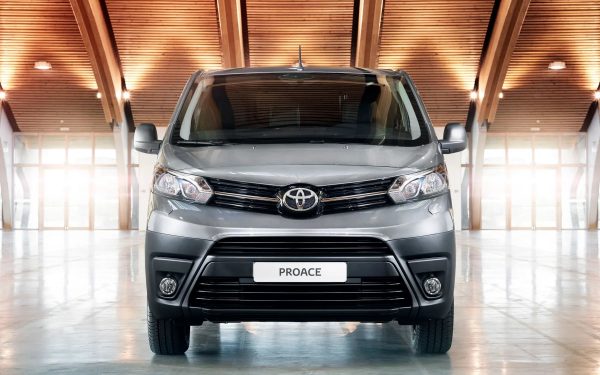 Toyota Proace se vyrábí od roku 2013