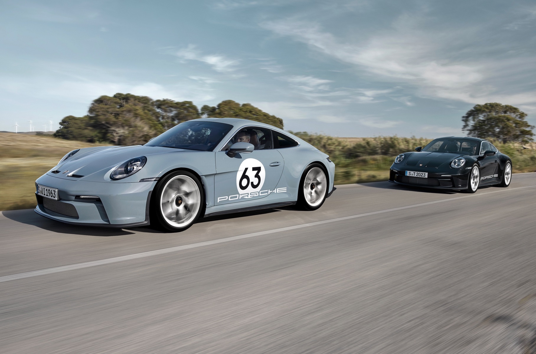 Nové Porsche 911 S / T: nejlehčí modifikace generace 992