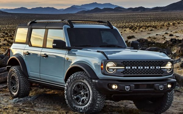 Ford Bronco se vyrábí od roku 2020 (U725)