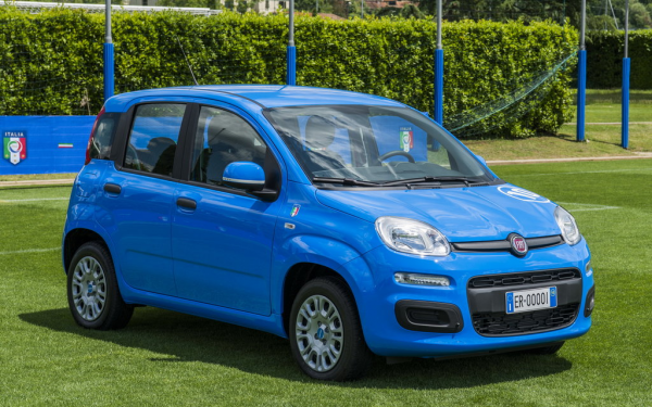 Fiat Panda se vyrábí od roku 2011 (319)
