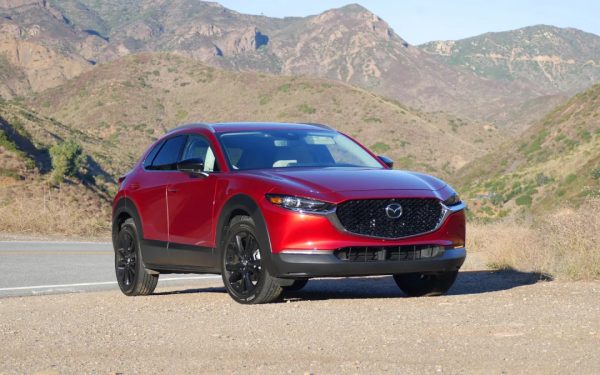 Recenze Mazda CX-30 2024: stylová a zábavná alternativa k malým luxusním SUV