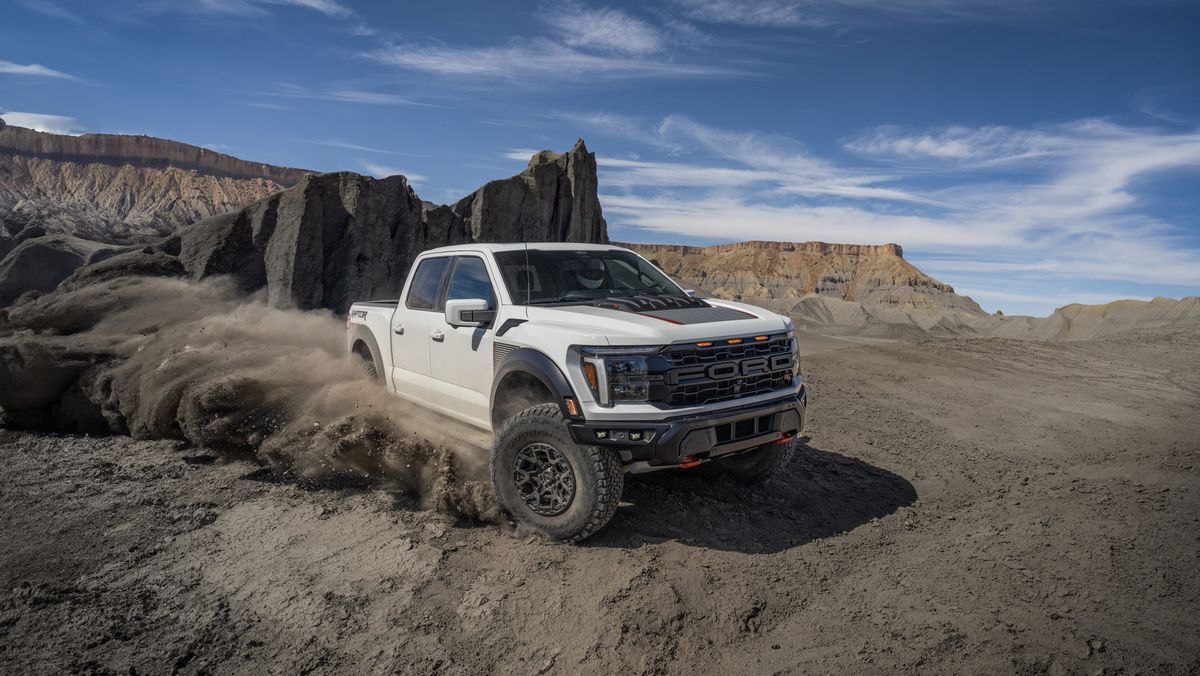 2024 Ford Raptor R má větší výkon než Ford GT