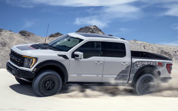 Ford postavil nejvýkonnější pick-up v historii