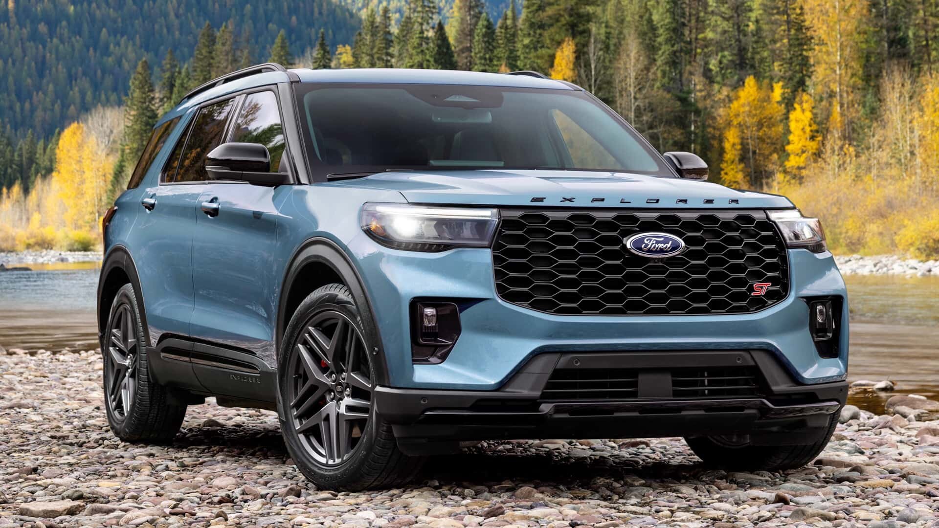 Ford aktualizoval Explorer, odstranil hybrid a tempomat udělal za poplatek